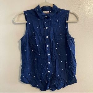 Star spangled sleeveless button-down